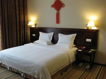 Vienna Classic Hotel Guangzhou Shaheding Metro Station Luaran gambar